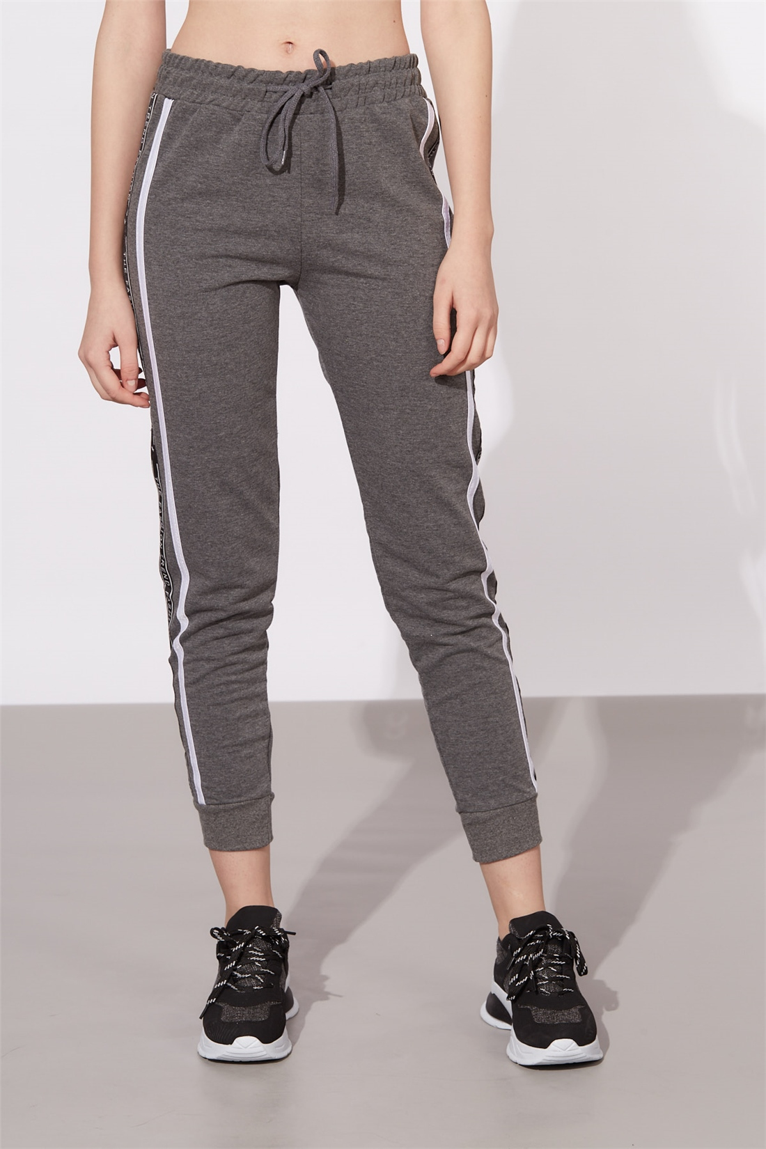 Yanları Yazı Baskılı Eşofman Altı-Antrasit