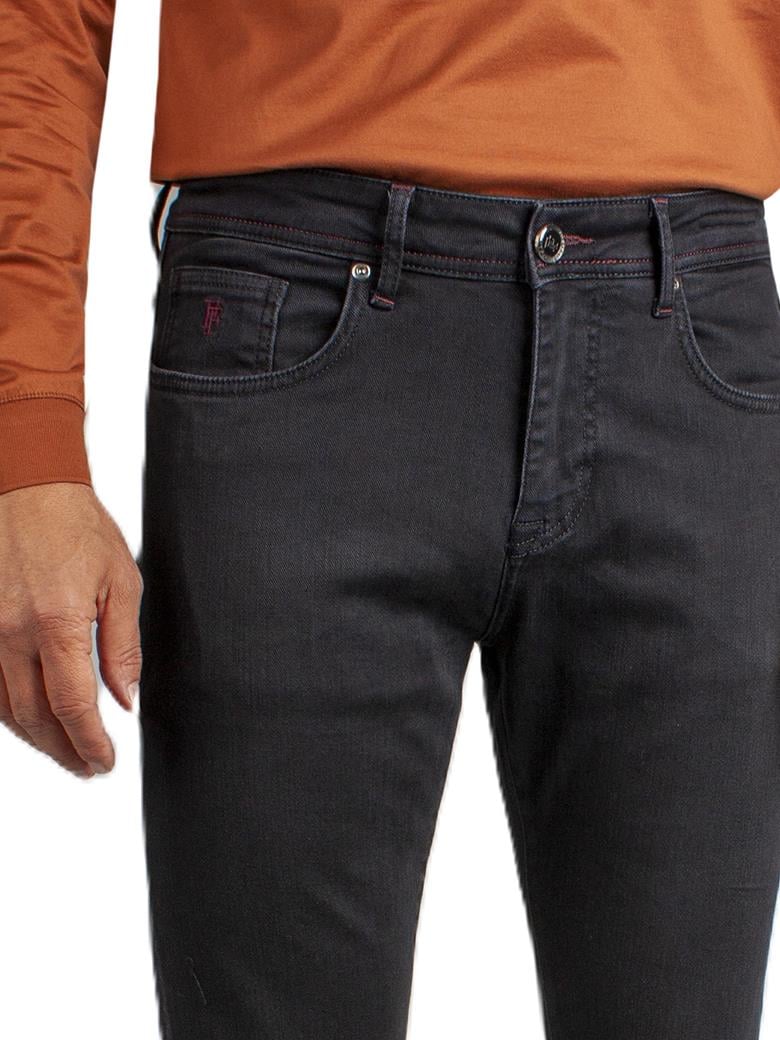 Regular Fit Normal Kesim Likralı Siyah Denim Kot Pantolon