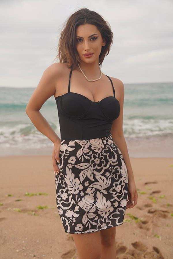 Starinci MayoKaplı Elbise Mayo Şortlu Siyah Beyaz Yaprak