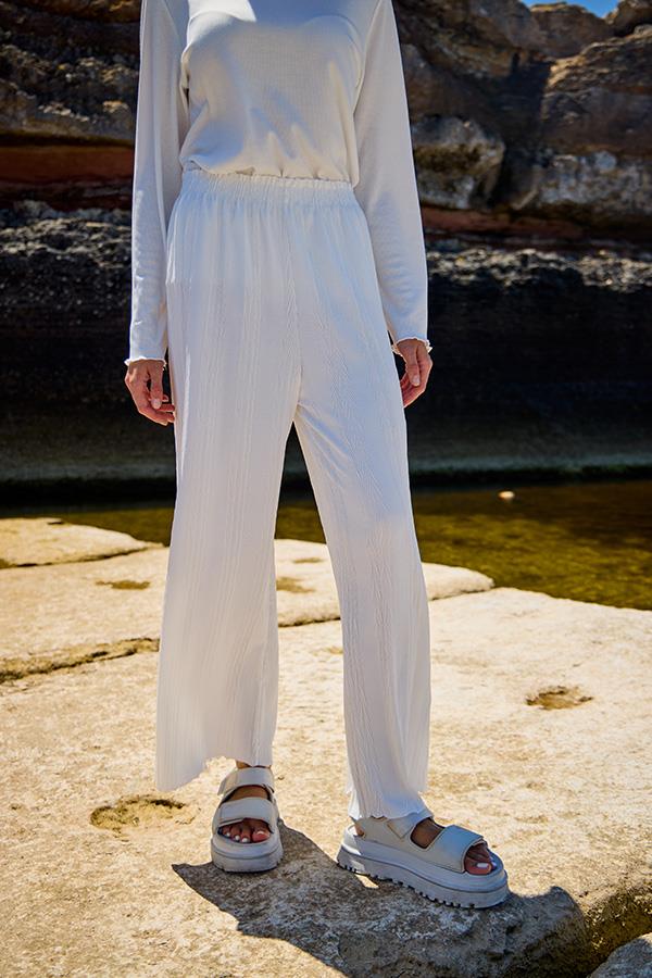KatreKadın Pantolon Hafif Kumaş Piliseli Beyaz