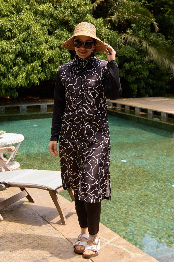 Starinci MayoTam Kapalı Tesettür Mayo Siyah Beyaz Çizgili Hakim Yaka