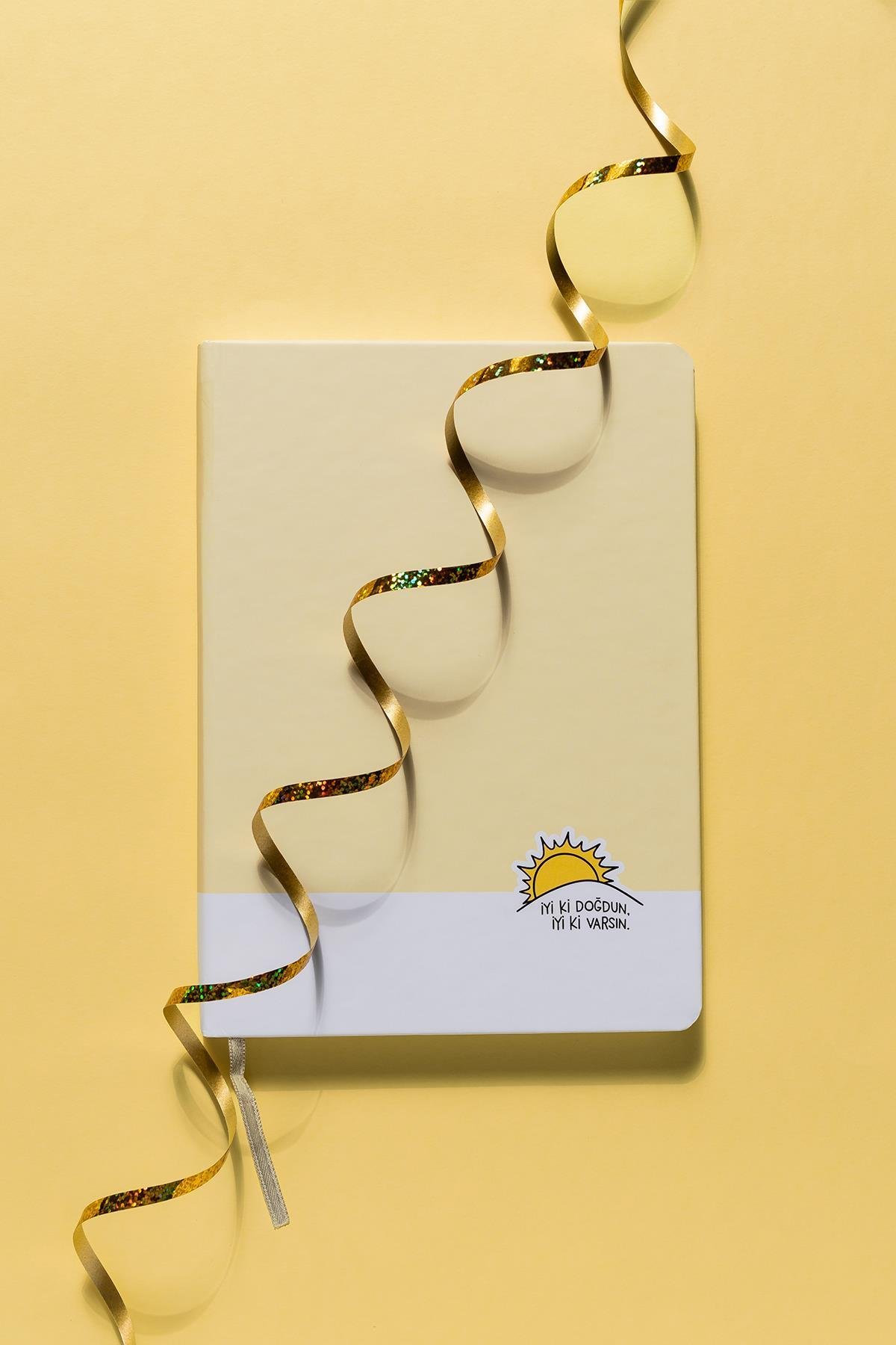 Hisli Şeyler 16*22 96 Yp.Sert Kapak Ciltli Defter-İyi Ki Doğdun, İyi Ki Varsın