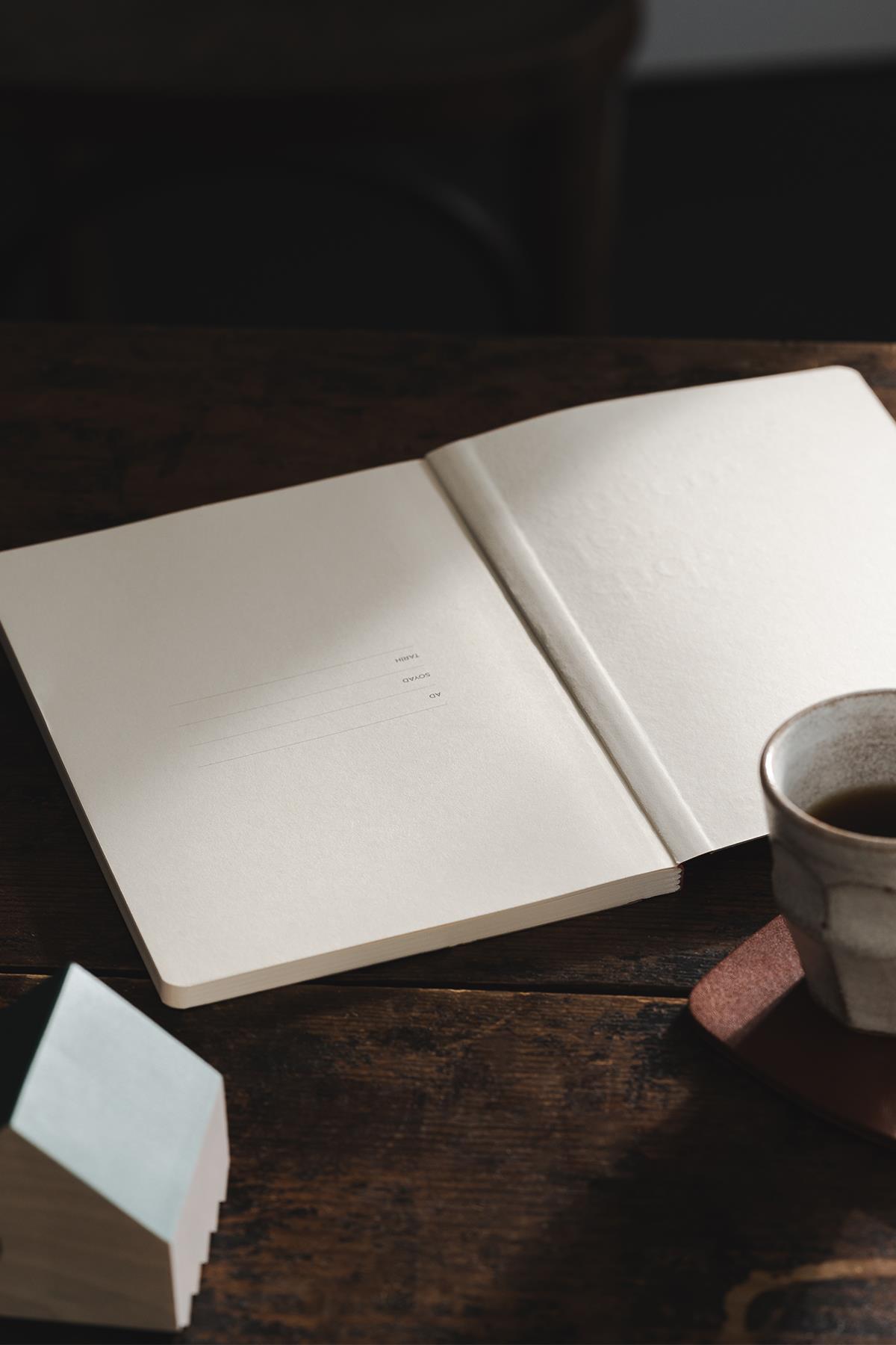 Lugat365 x Karatis 13*19 64 Yp.Çizgili Defter-Şakak Lalesi