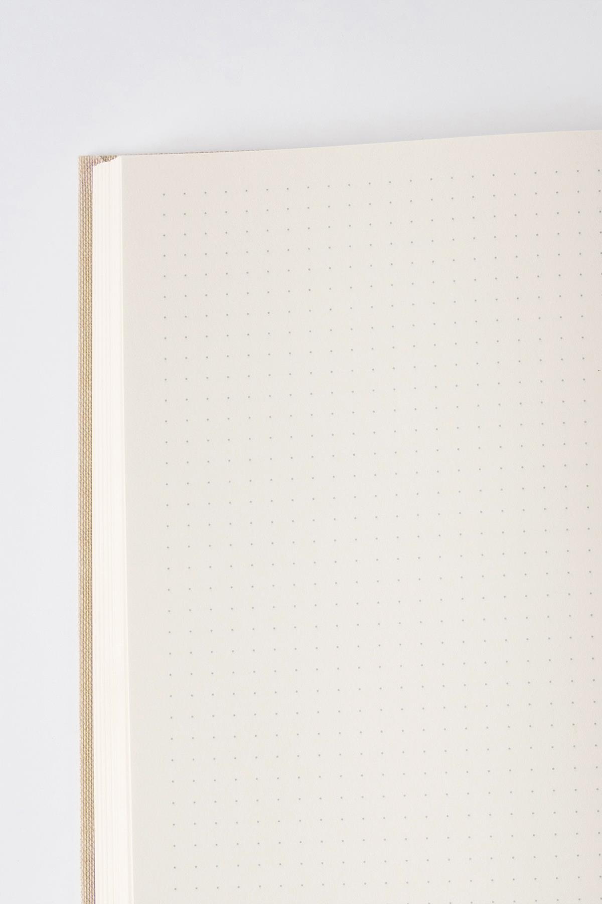 Lugat365 x Karatis 16*22 144 Yaprak Süresiz Ajanda