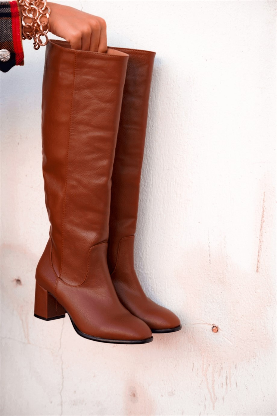 BELFON MODEL 5 CM TOPUKLU UZUN ÇİZME KAHVE CİLT