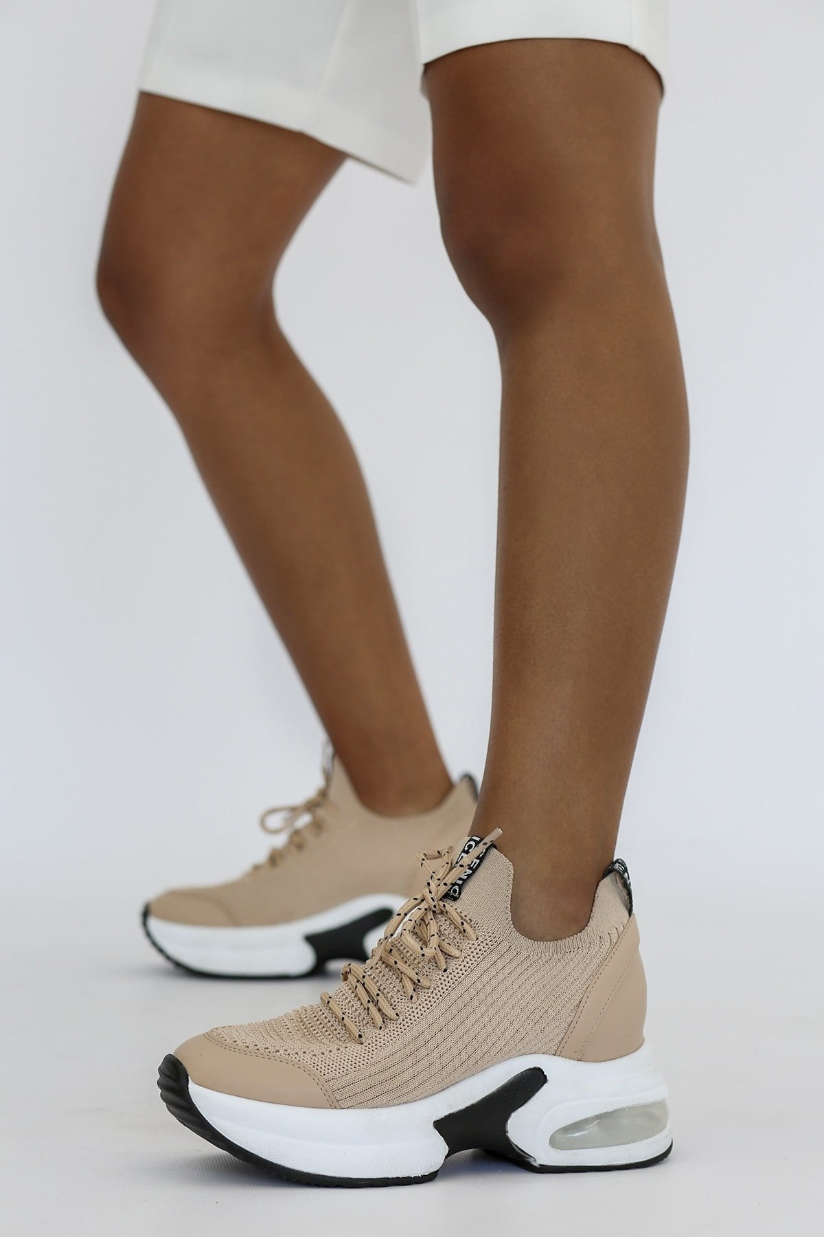 Afrodi̇t Model 10 Cm Gi̇zli̇ Topuk Tri̇ko Detayli Spor Sneakers Spor Ayakkabi Nut