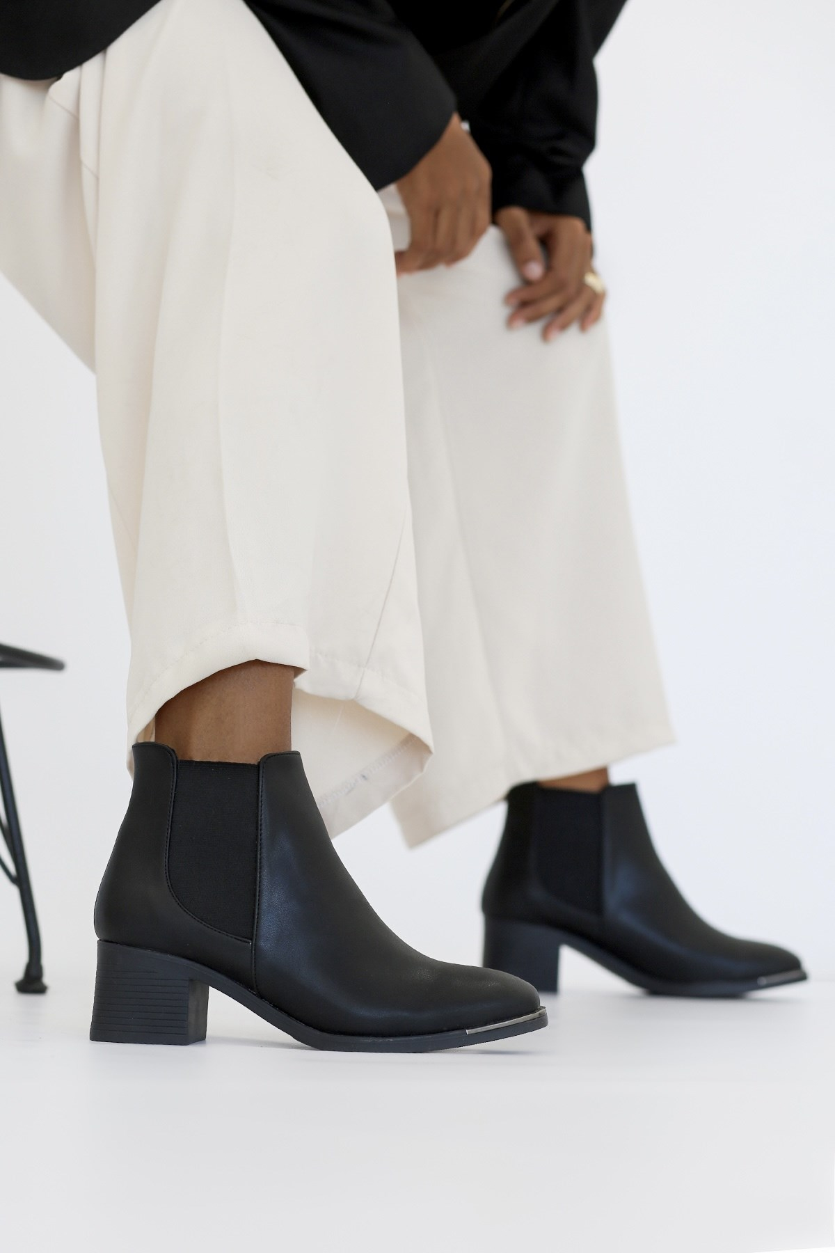ALVİN  5 Cm Topuklu Zara Model Kisa Bot Siyah