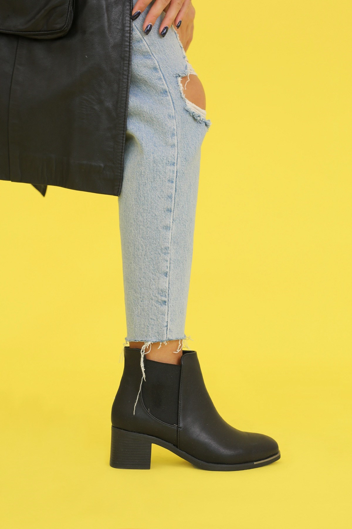 ALVİN  5 Cm Topuklu Zara Model Kisa Bot Siyah