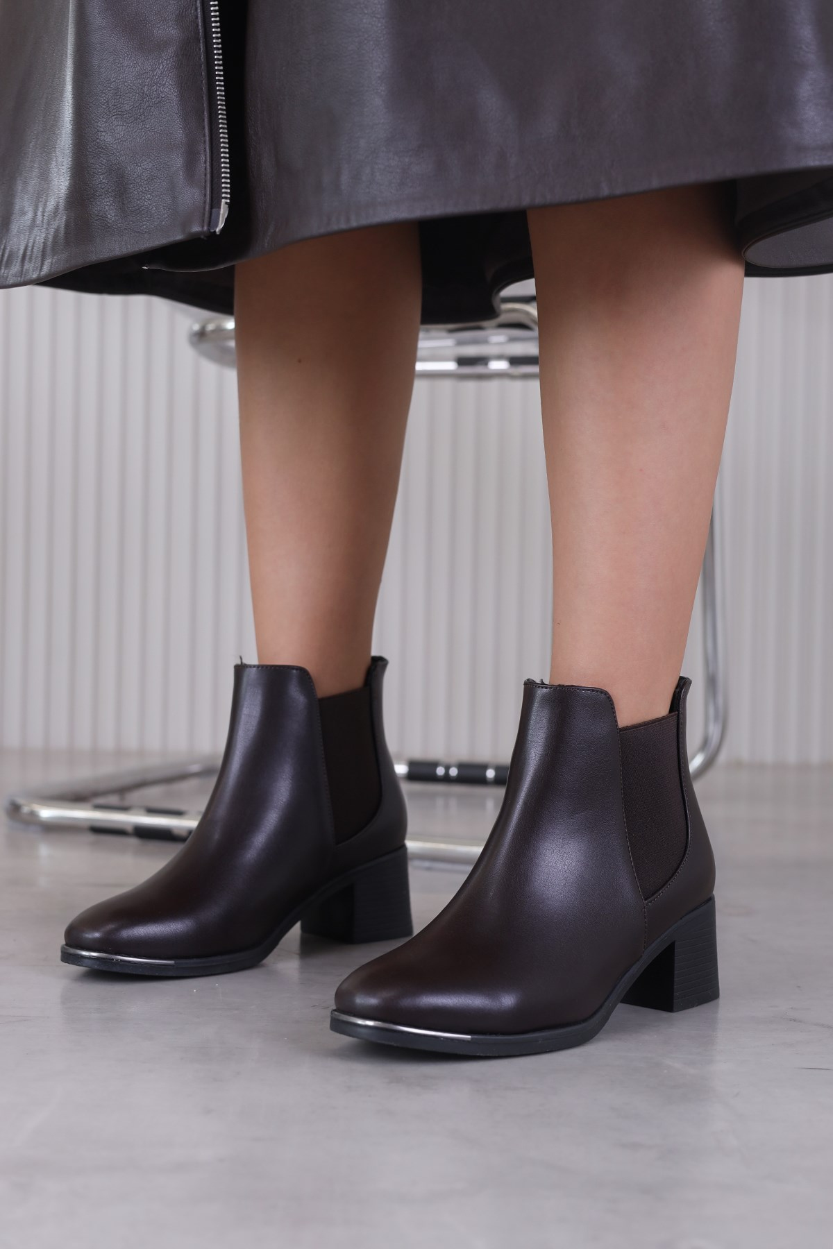 ALVİN 5 CM TOPUKLU ZARA MODEL KISA BOT KAHVE