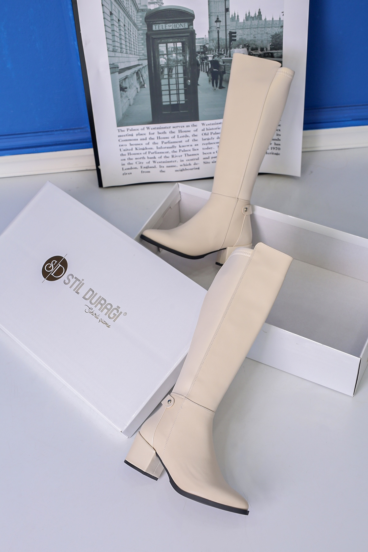 BARNEY MODEL PREMİUM KALİTE 5 CM TOPUKLU  SİHİRLİ ÇİZME TEN