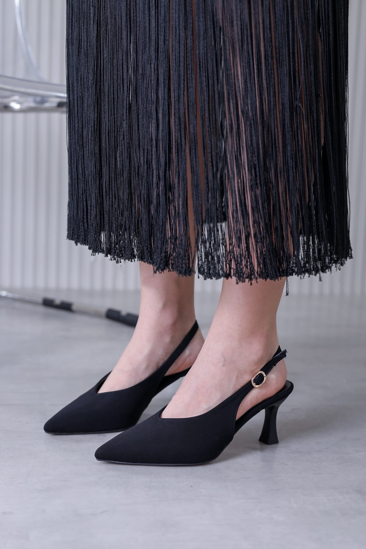 Broom model 5 cm topuklu yeni sezon topuklu ayakkabı SIY.ZARA