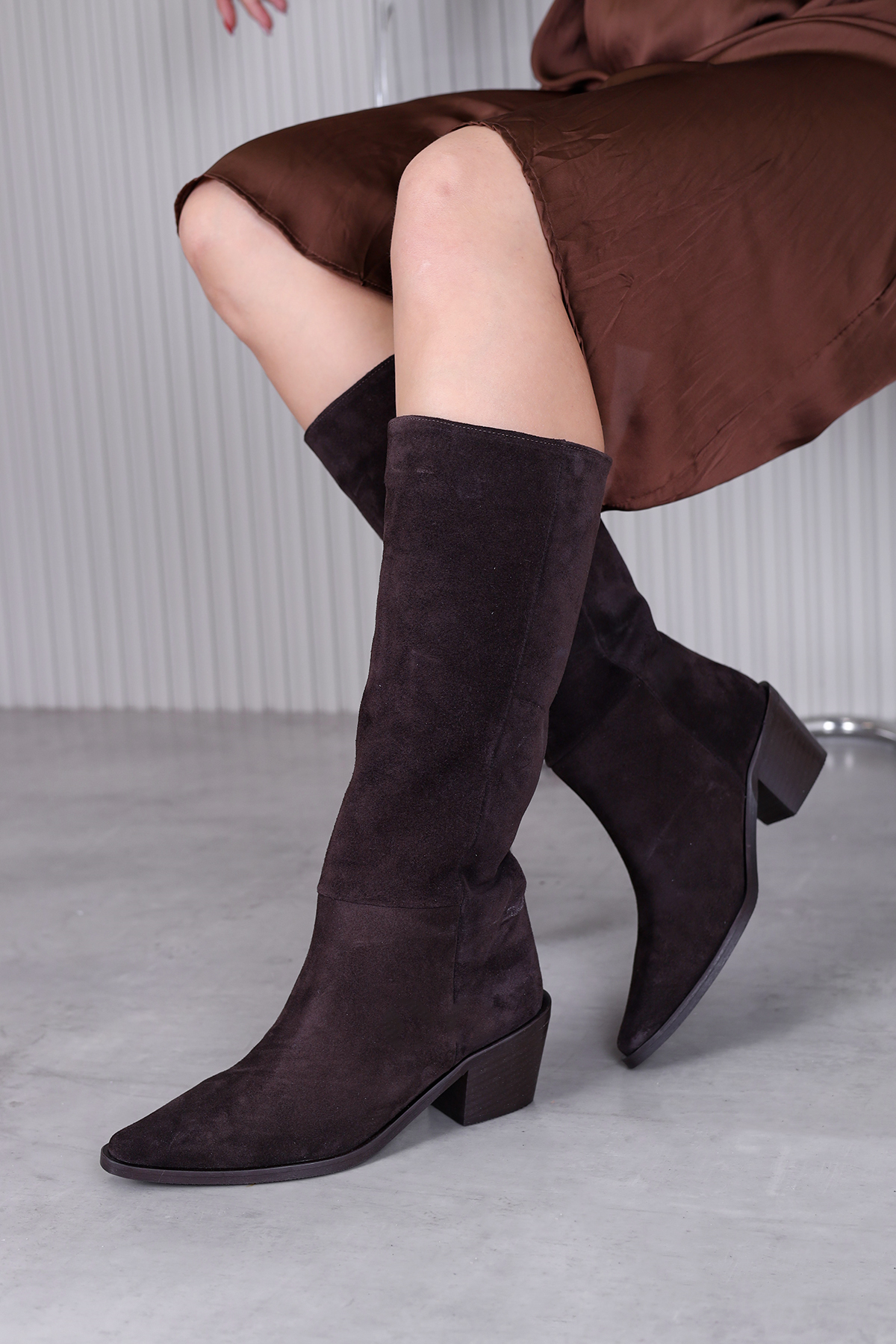 c821 model 5 cm topuklu orjinal deri uzun çizme KAH.SUET