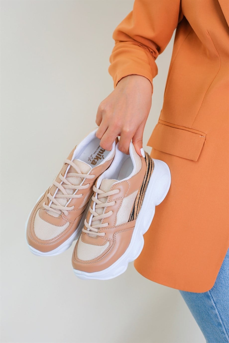 Cassy Model 5 Cm Tabanli Yeni Sezon Sneakers Spor Ayakkabi Nut