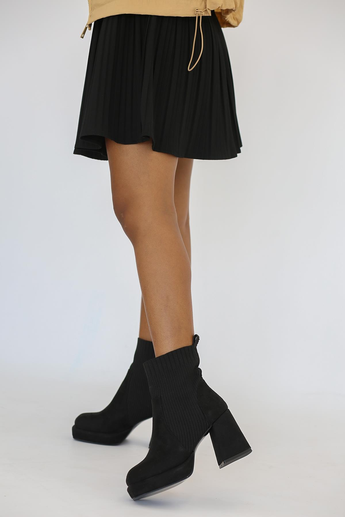 Daisy 8 Cm Zara Model Tri̇ko Detayli Bot Postal Siy.suet