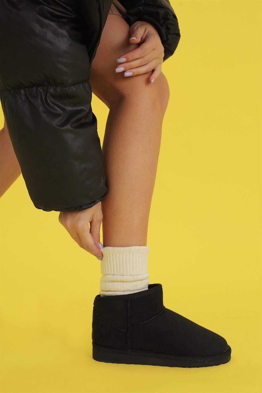 HERRY MODEL  UGG KISA BOT YENİ SEZON SIYAH
