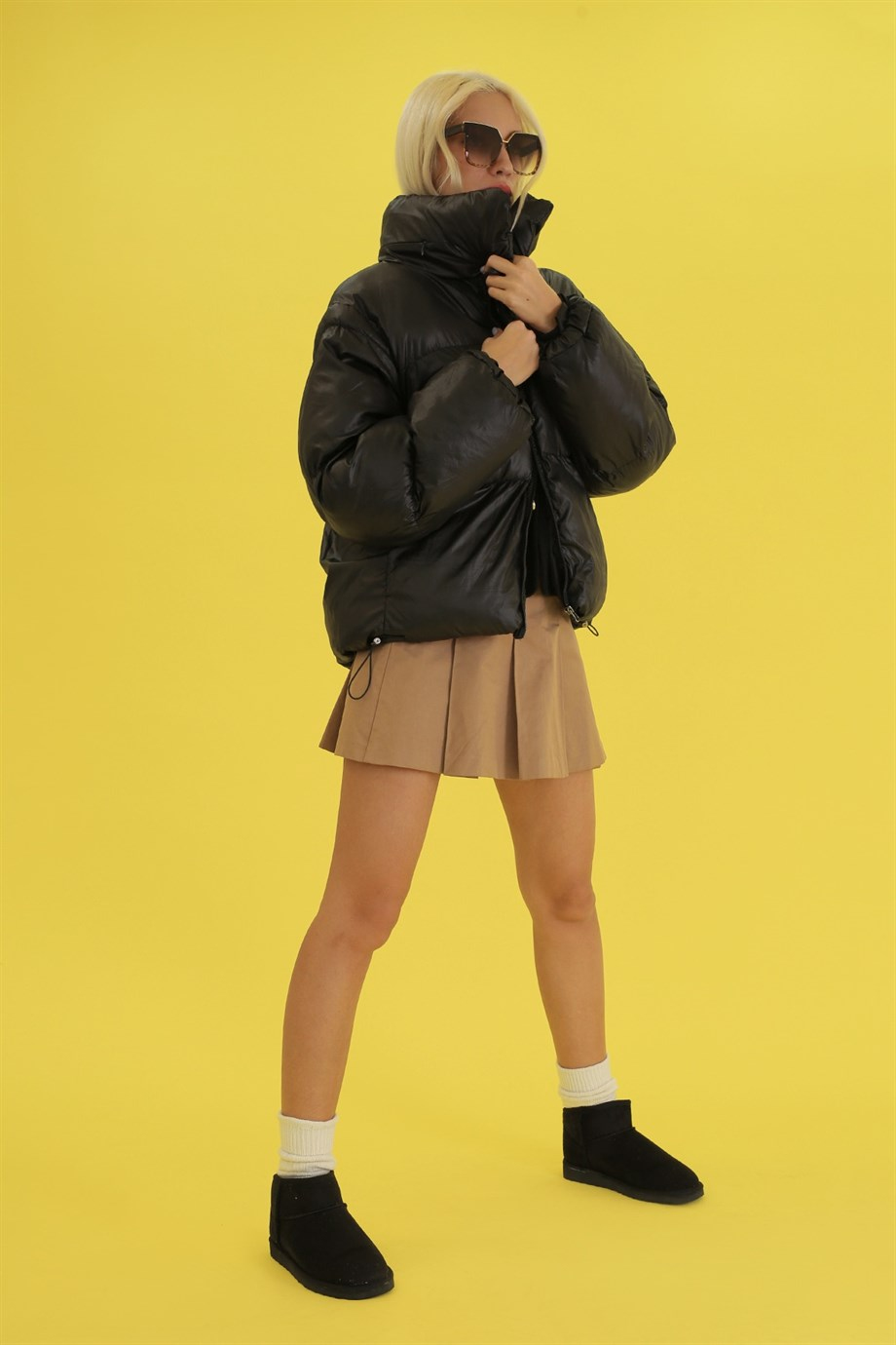HERRY MODEL  UGG KISA BOT YENİ SEZON SIYAH