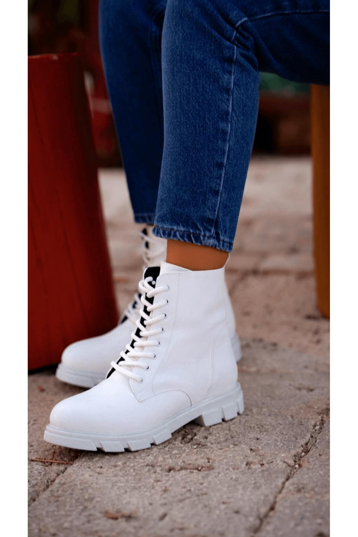 HİNGO MODEL YENİ SEZON POSTAL BOT BEYAZ