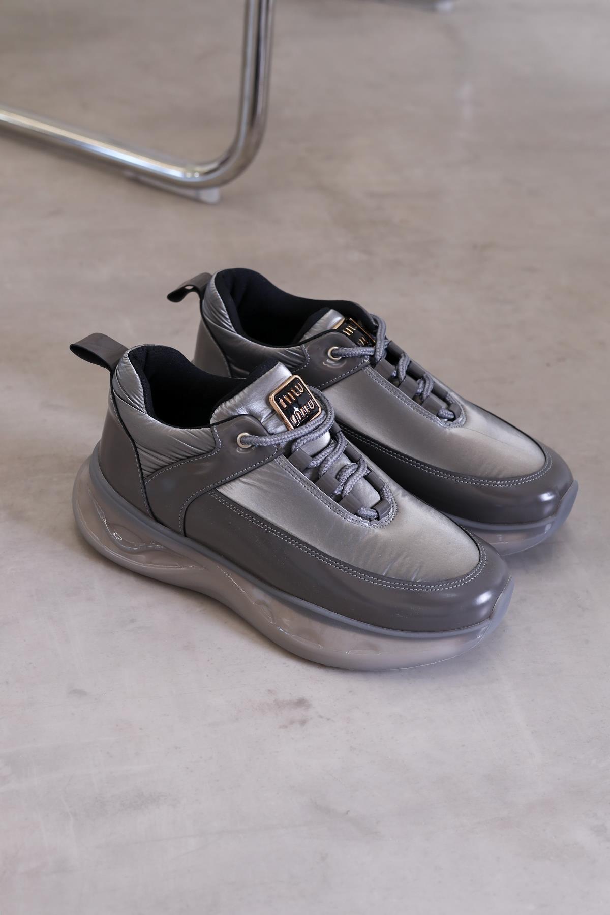 ız397  model 3 cm tabanlı yeni sezon spor ayakkabı GRI
