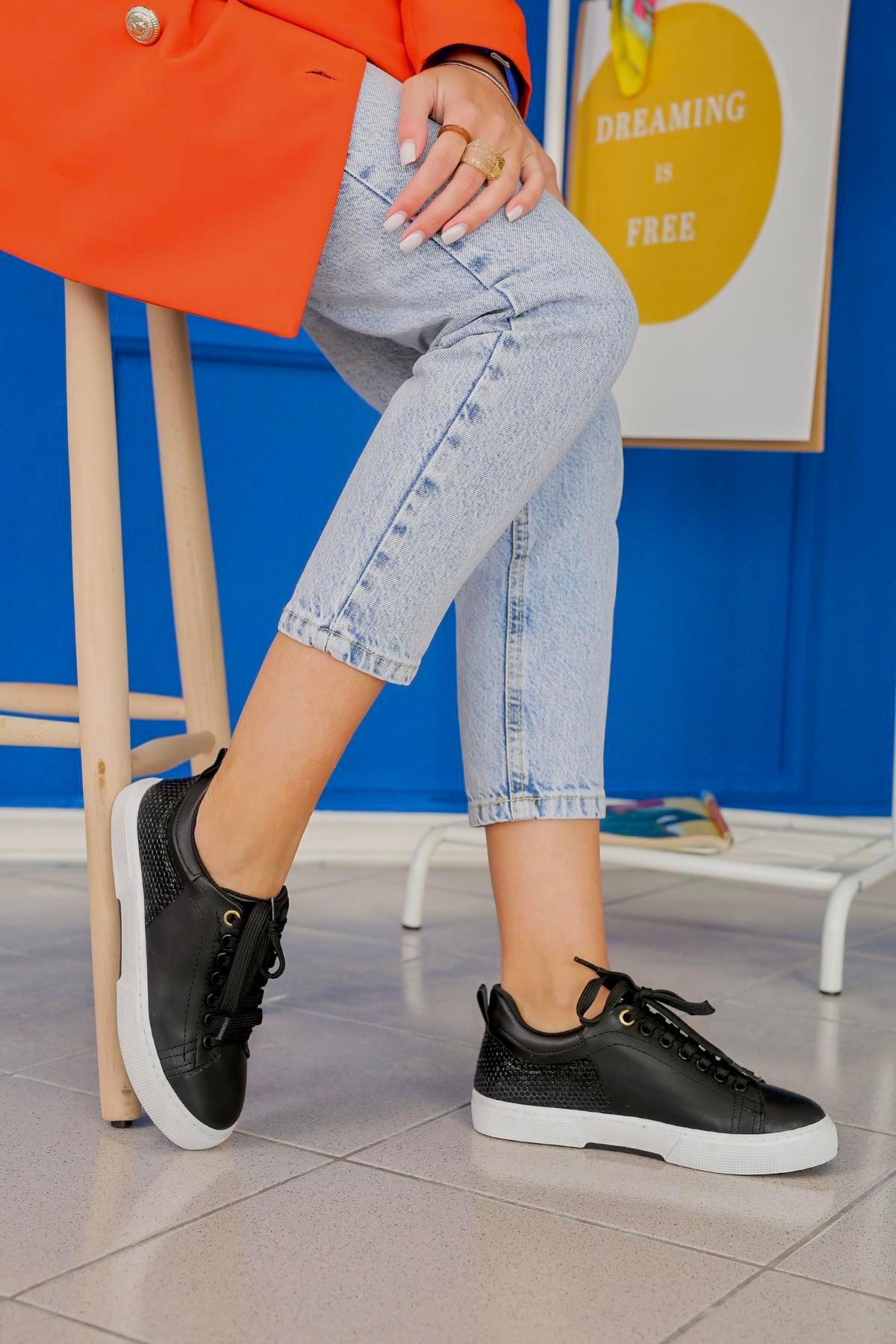 JAVED MODEL 3 CM TABANLI YENİ SEZON SNEKARS SPOR AYAKAKBI SIYAH