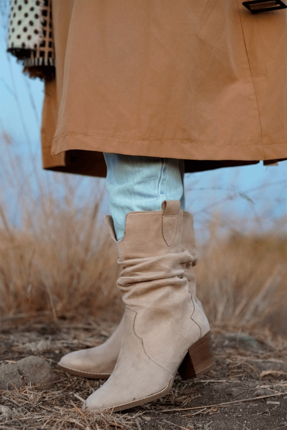Jemma Model 5 Cm Topuklu Western Kisa Çizme Ten.suet