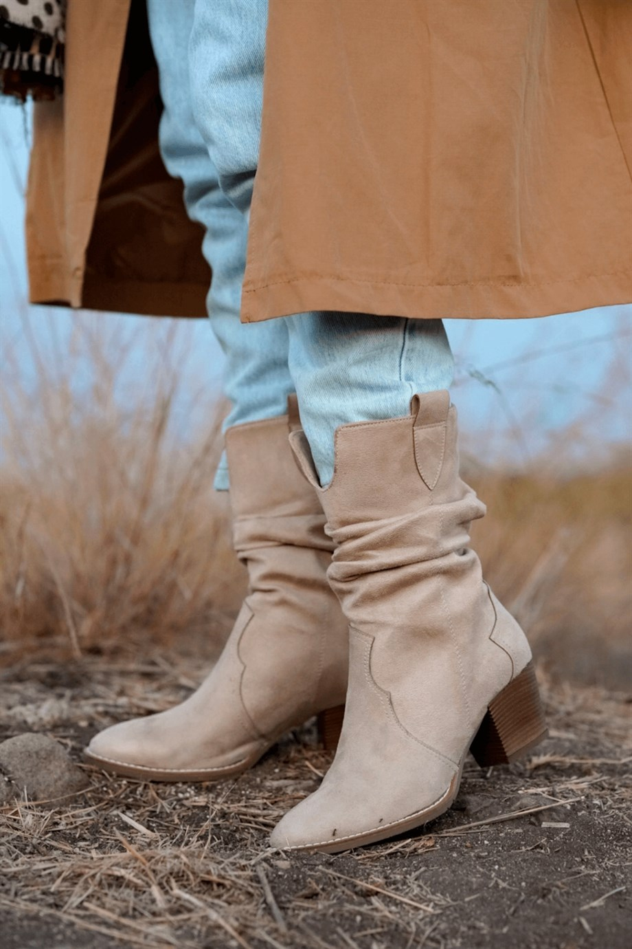 Jemma Model 5 Cm Topuklu Western Kisa Çizme Ten.suet