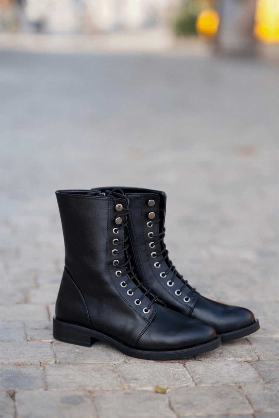 Jon Model Kisa Yeni Sezon Postal Siyah
