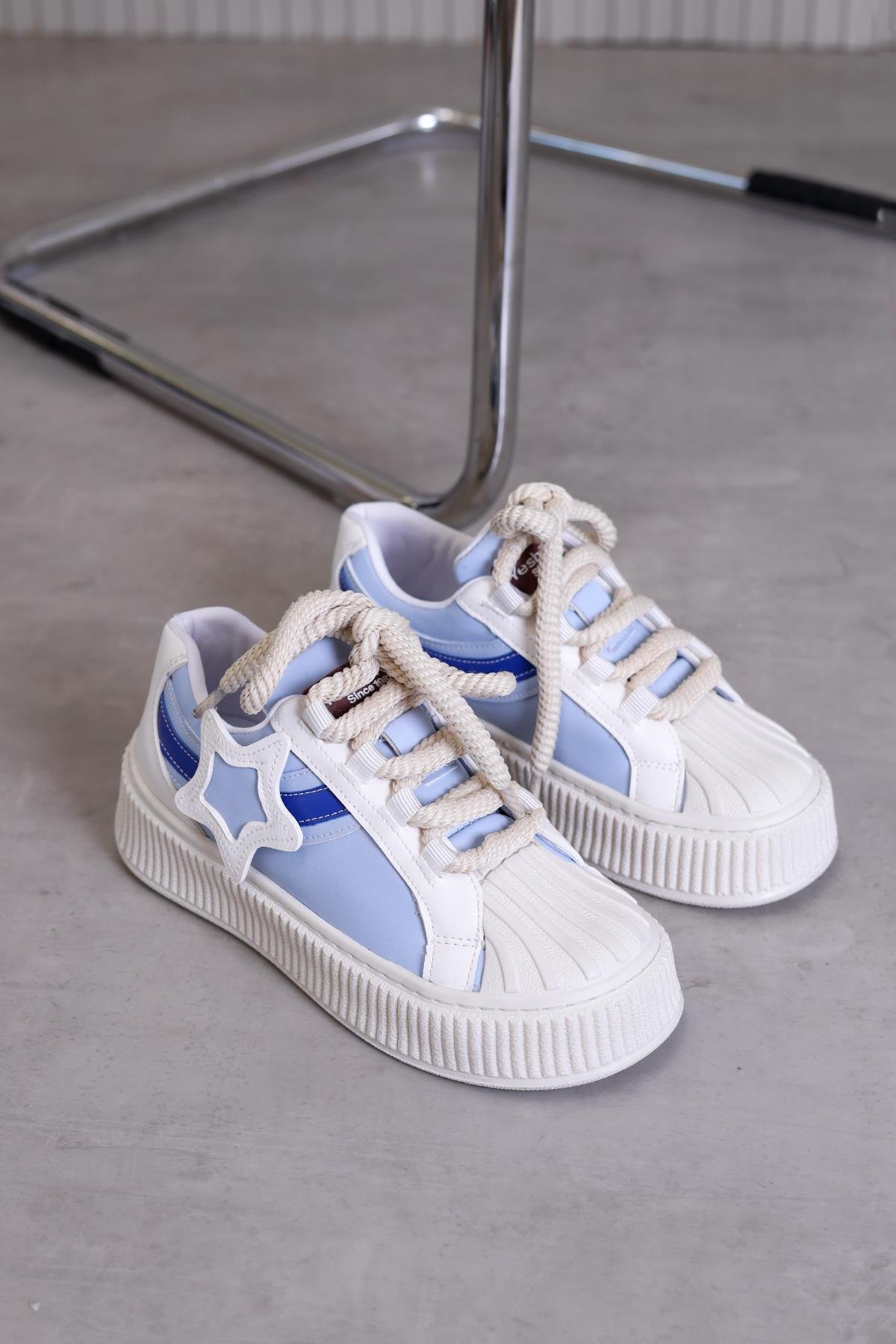 k7102  model 3 cm tabanlı yeni sezon spor ayakkabı TEN.MAVİ