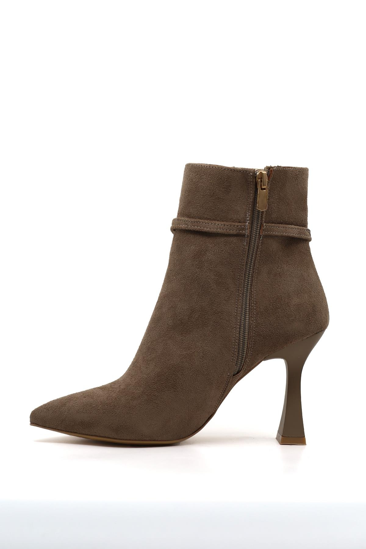 Kelly 8 cm Zara Model Yeni Sezon Zincir Detaylı Bot