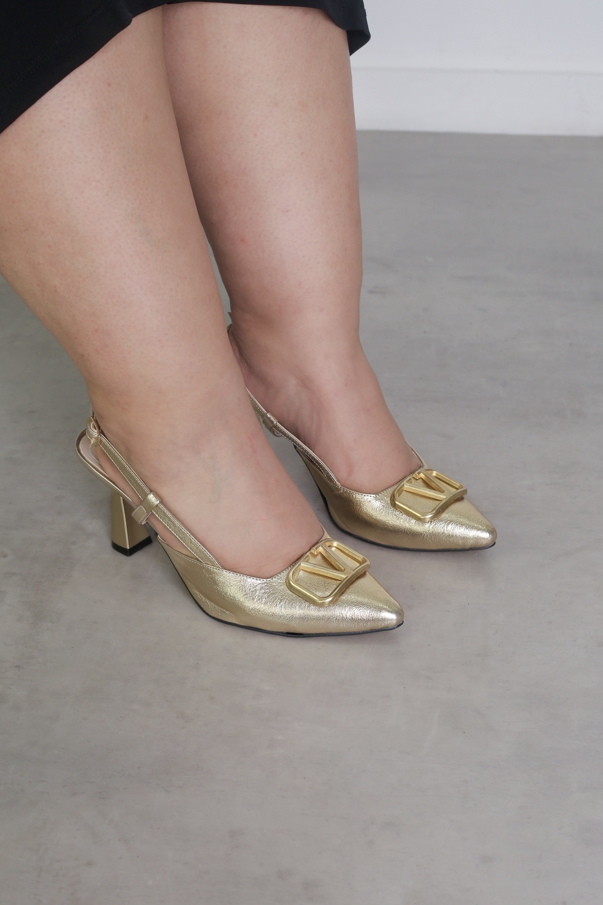 KR9017 MODEL 5 CM TOPUKLU AKSESUAR DETAYLI TOPUKLU AYAKAKBI ALTIN