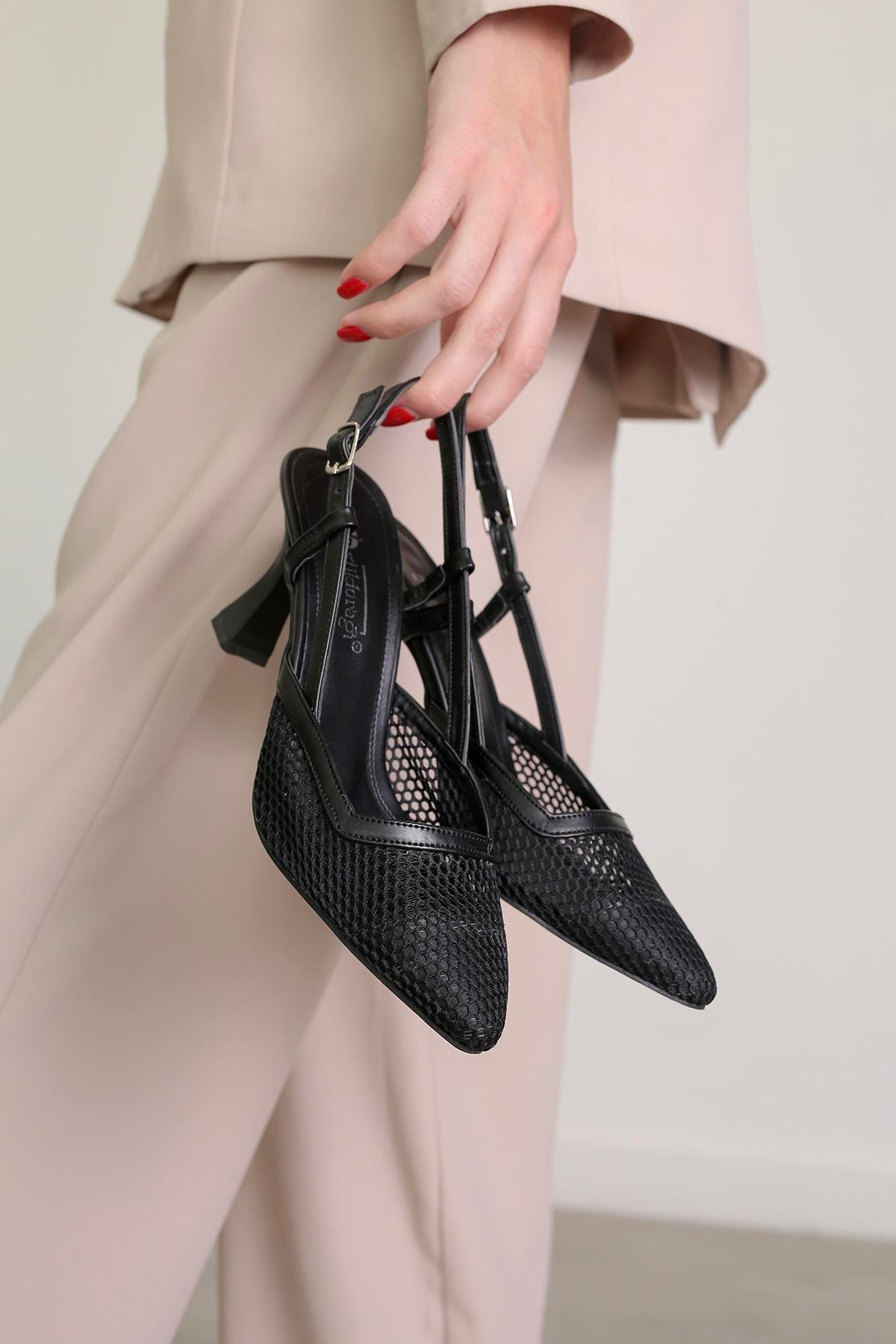 KR9080 MODEL 5 CM TOPUKLU FİLE DETAYLI TOPUKLU AYAKKABI SIY.FILE