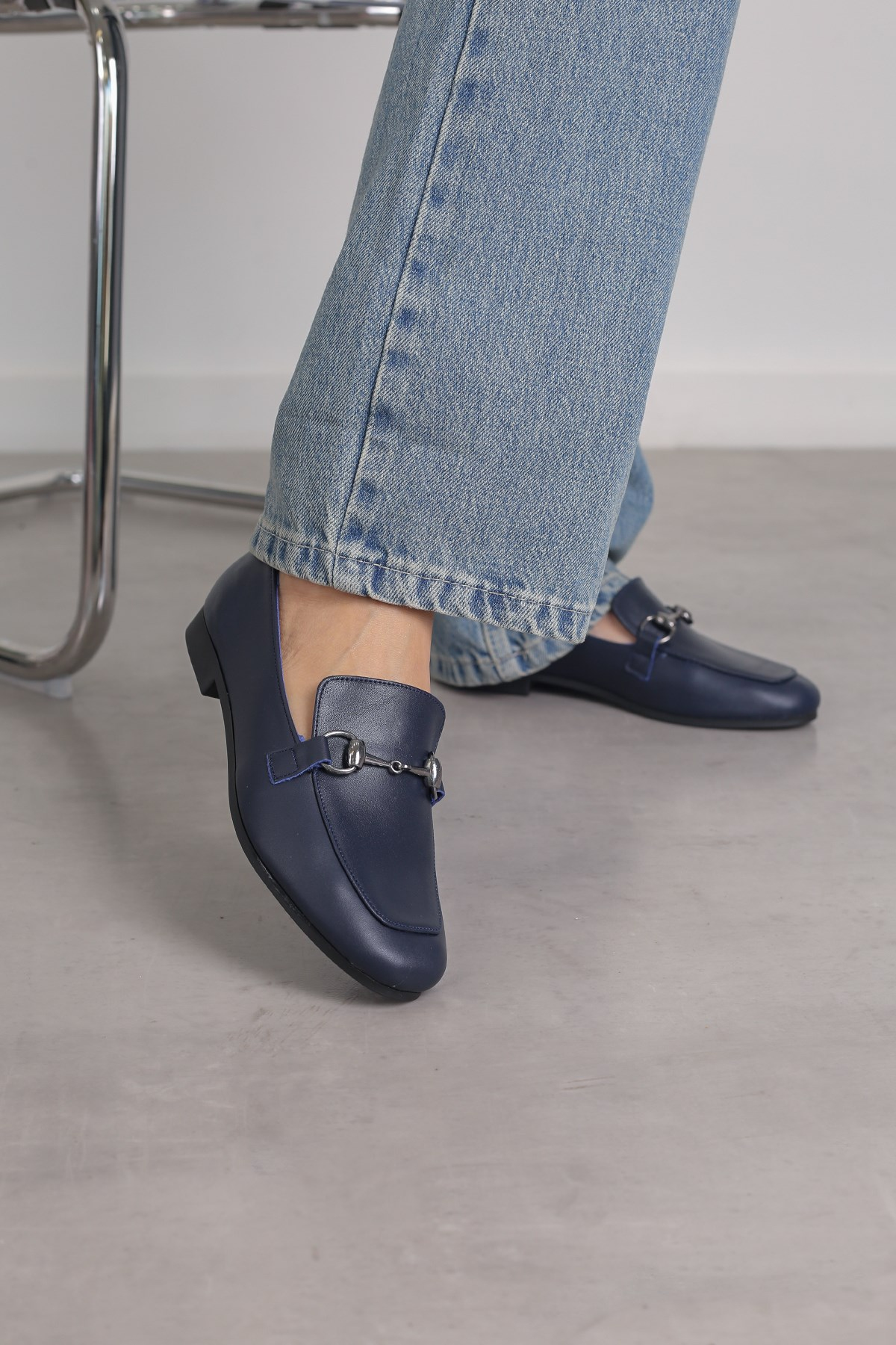 LİZZY MODEL ORJİNAL DERİ TOKA DEAYLI LOAFER BABET LACIVERT