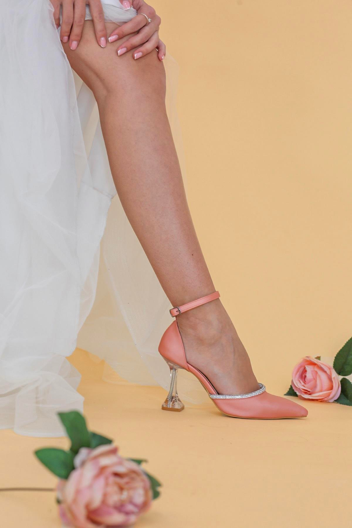 LOVER MODEL 8 CM TAŞ DETAYLI YENİ SEZON TOPUKLU AYAKKABI MERCAN