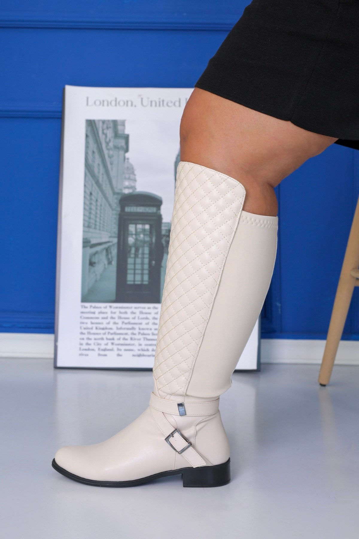 LOVİ MODEL 2 CM TABANLI PREMİUM KALİTE SİHİRLİ ÇİZME TEN