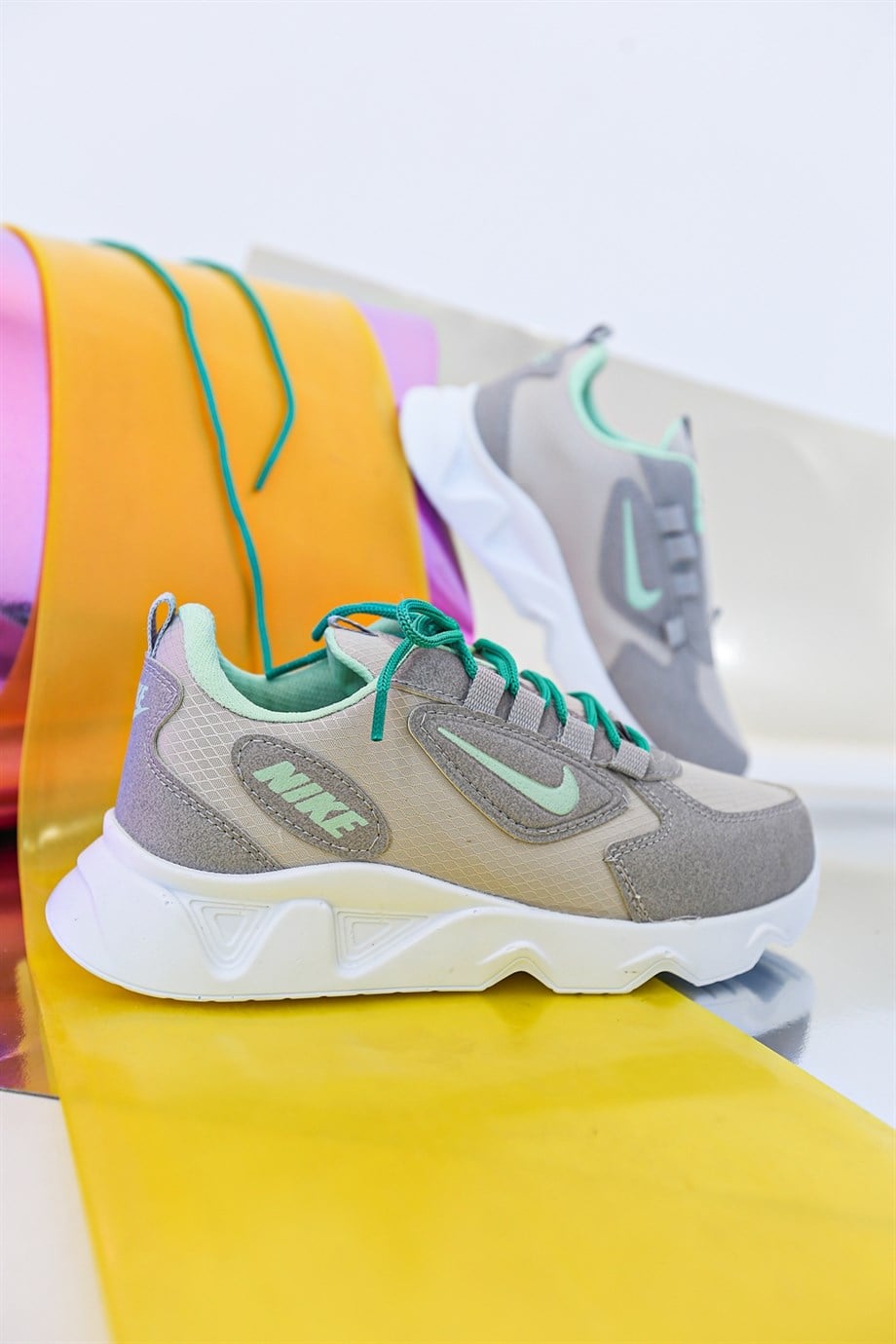 LUFFY MODEL 3 CM TOPUKLU YENİ SEZON SNEAKERS SPOR AYAKKABI BUZ.YESİL