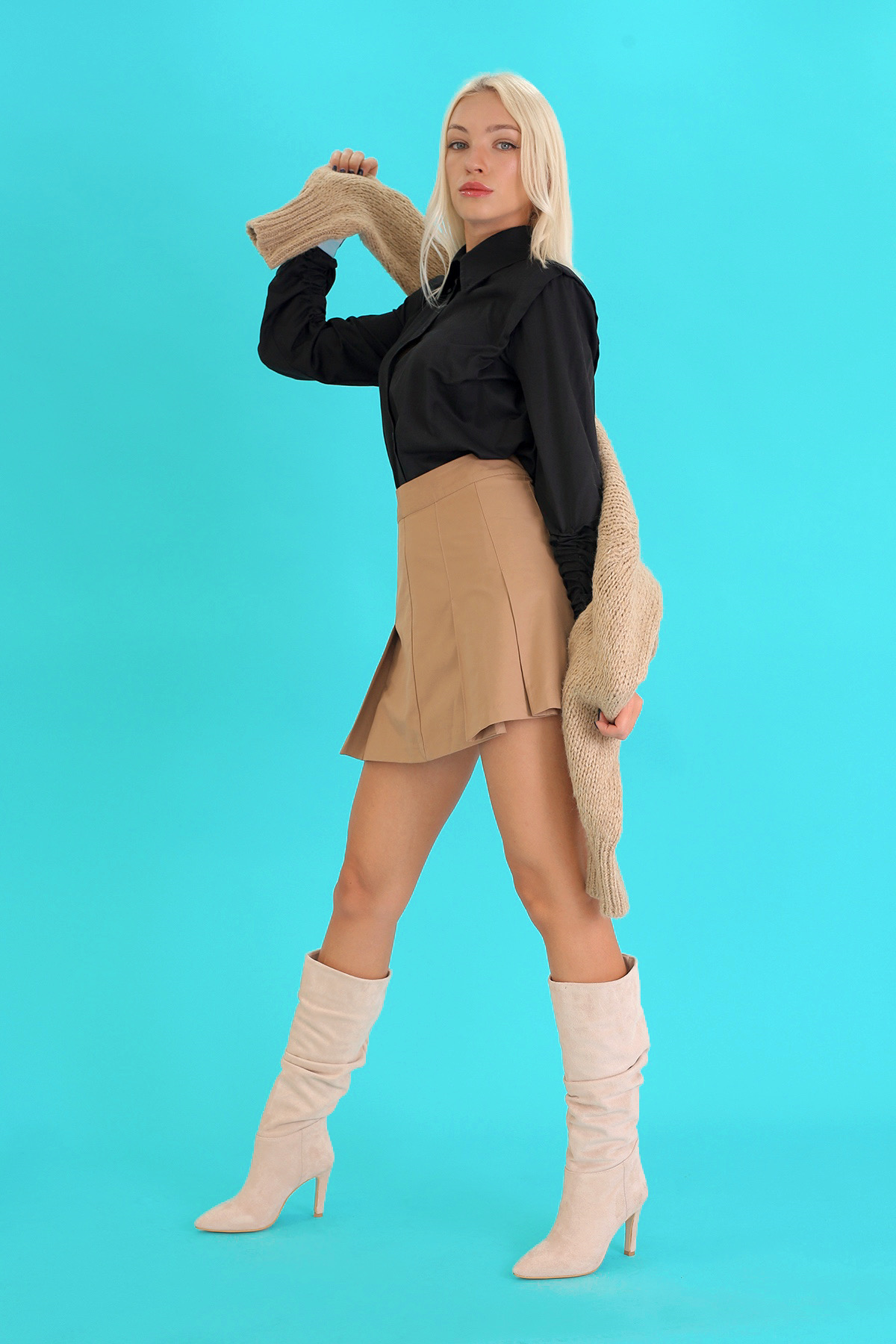 Mandy Model 8 Cm İnce Topuklu Di̇z Alti Yeni̇ Sezon Çi̇zme Ten.suet