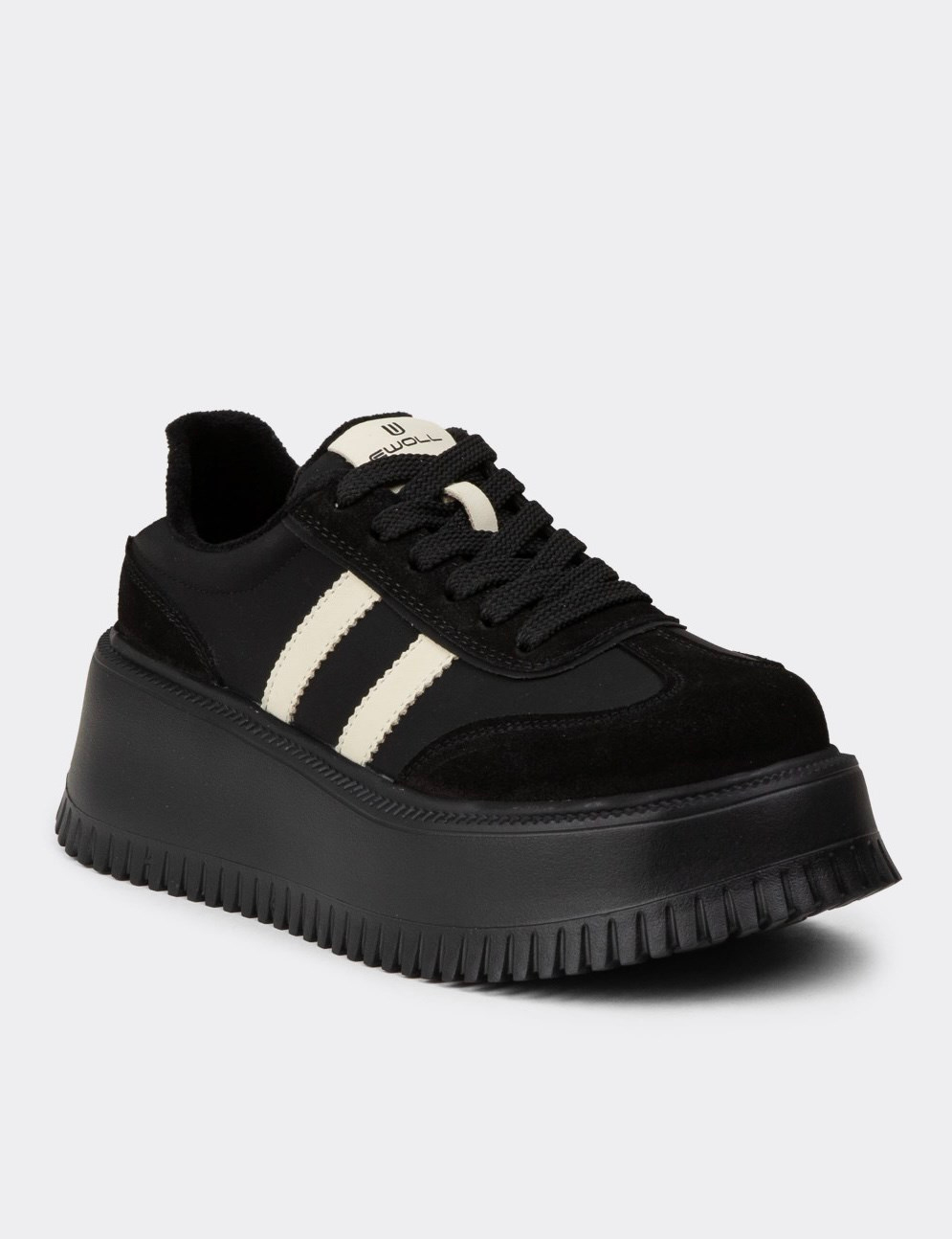 minda model 6 cm platform detaylı yeni sezon spor ayakkabı SIYAH