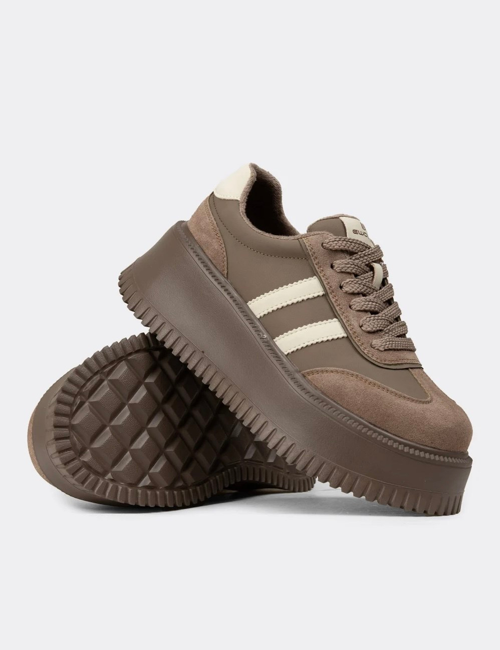 minda model 6 cm platform detaylı yeni sezon spor ayakkabı KAHVE