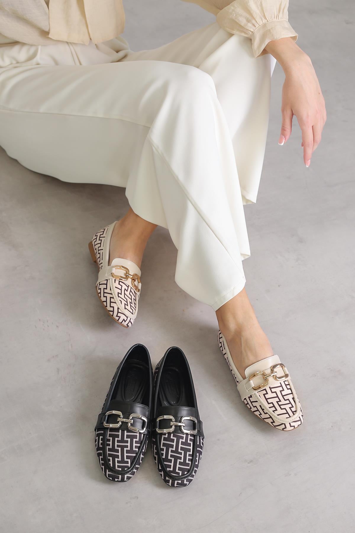 MR2071 MODEL 2 CM TOPUKLU AKSESUAR  DETAYLI BABET LOAFER TEN