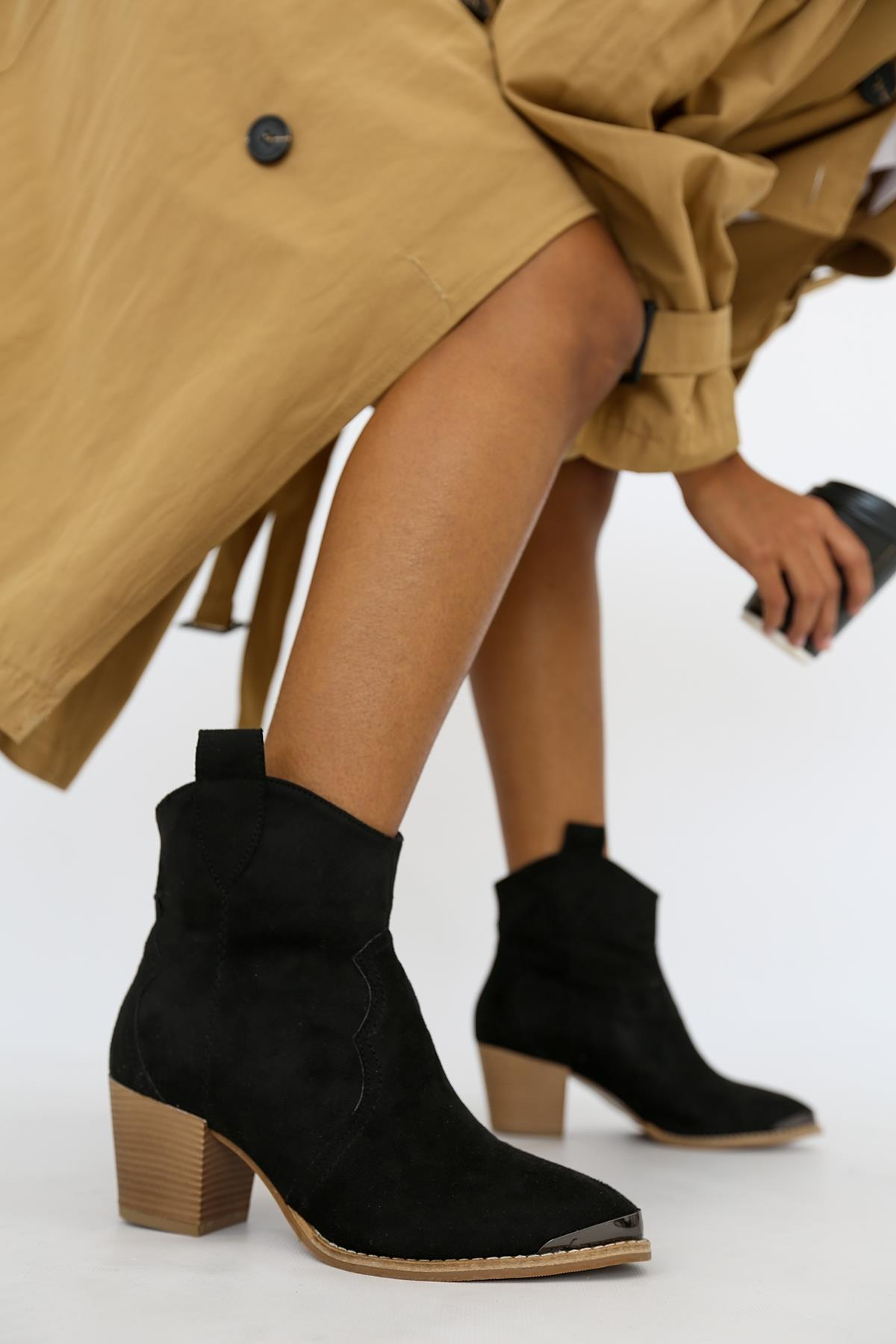 Olivia Model 5 Cm Topuklu Kisa Western Bot Siy.suet