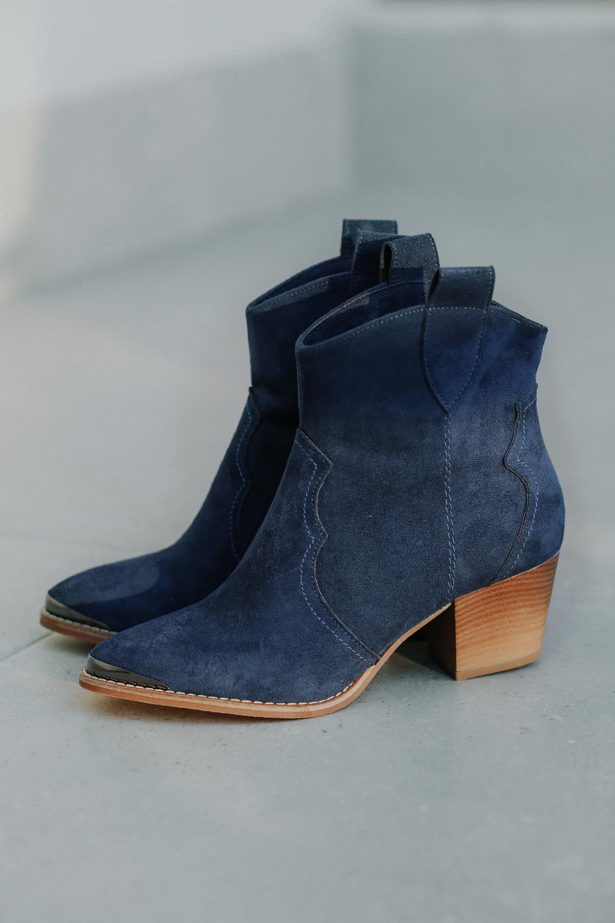 Olivia Model 5 Cm Topuklu Kisa Western Bot Laci Suet