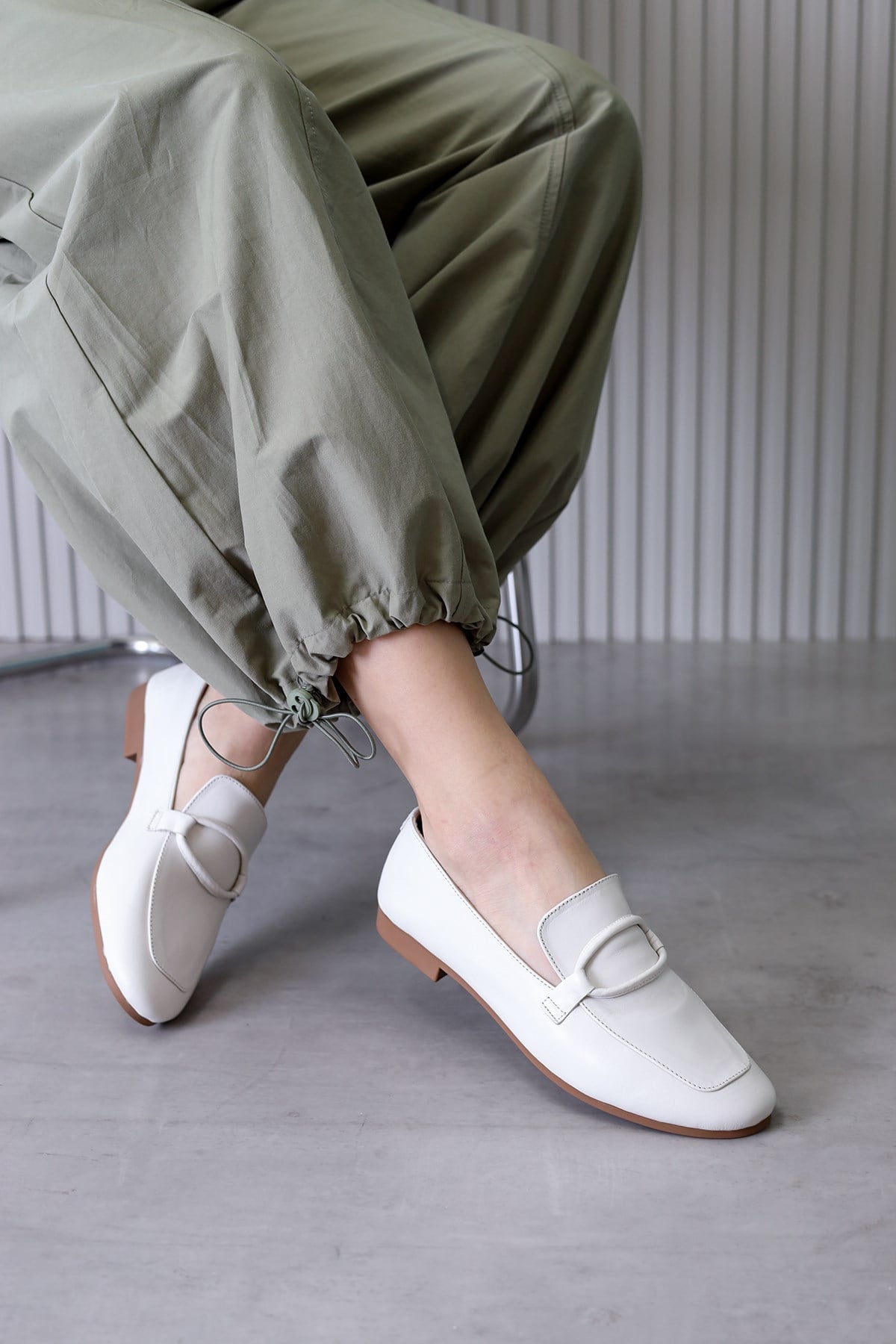 PİLLOW MODEL GERÇEK ORJİNAL DERİ BABET LOAFER BEYAZ