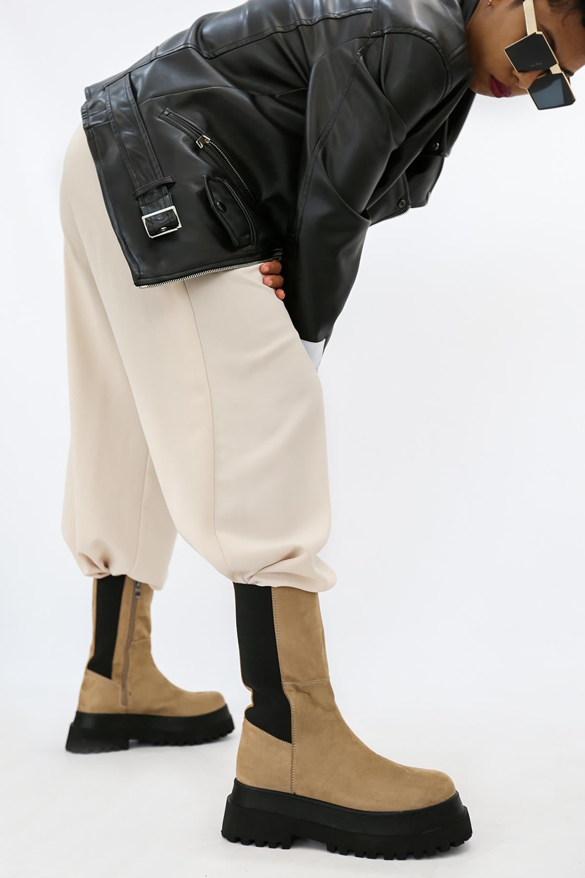 Rull Model Kalin Taban Lastik Detayli Postal Çizme Vizon Suet