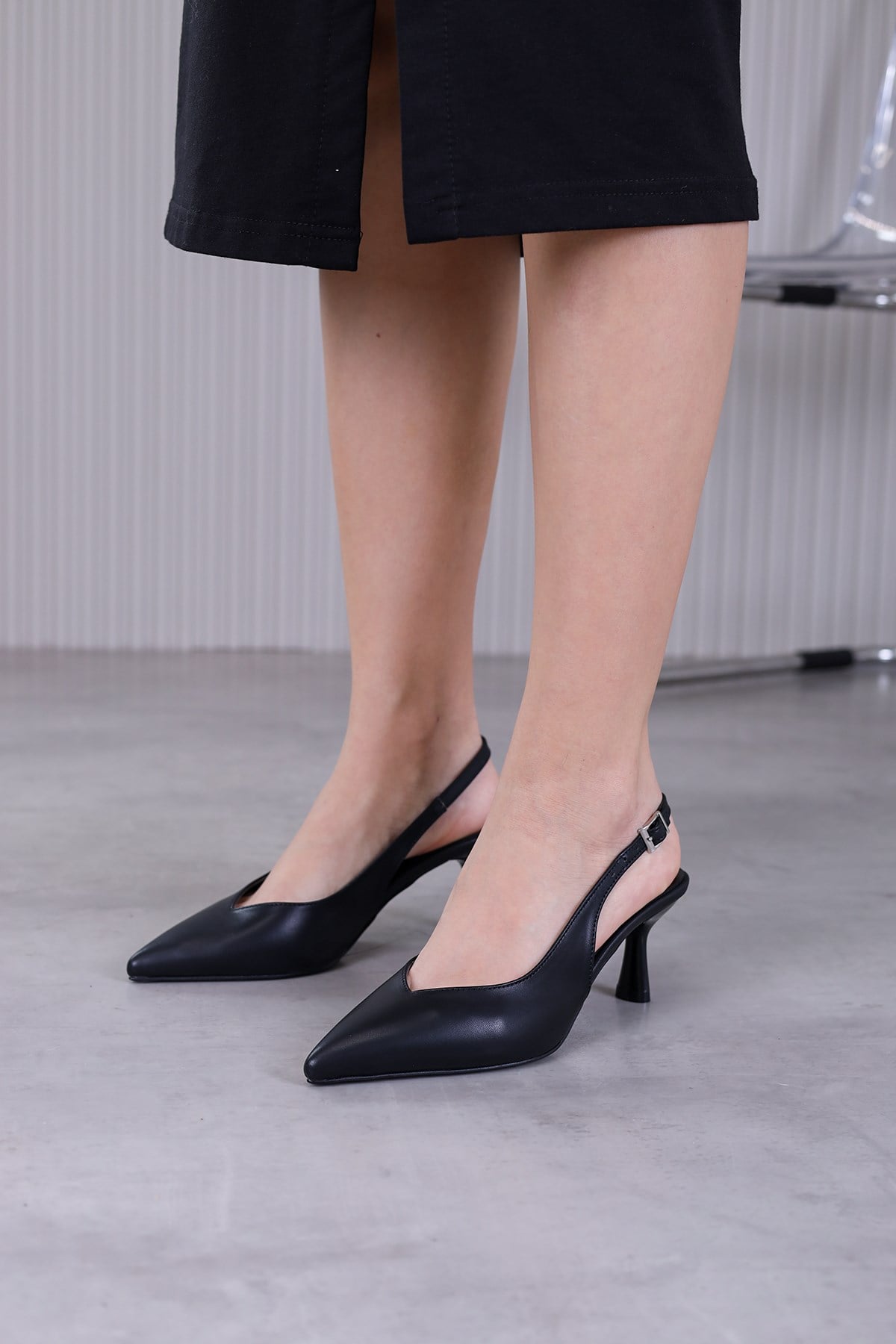 sara model 5 cm topuklu yeni sezon topuklu ayakkabı SIYAH
