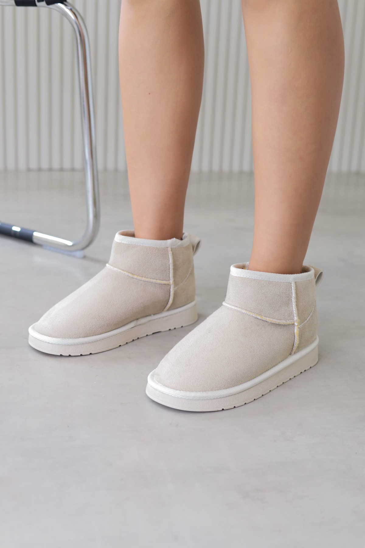 st1075  model 2  cm tabanlı yeni sezon kısa bot TEN