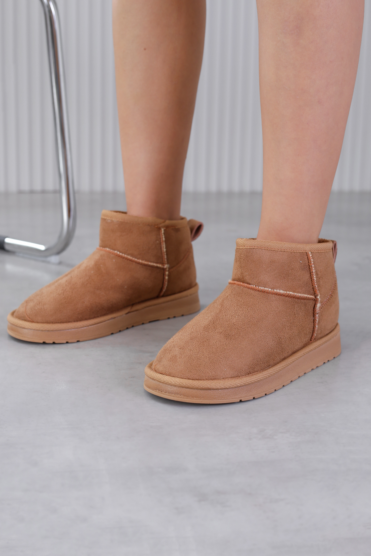 st1075  model 2  cm tabanlı yeni sezon kısa bot TABA