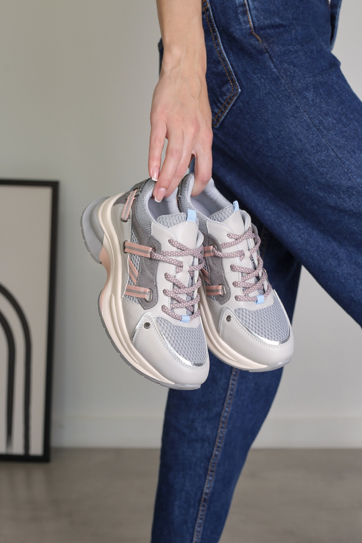 ST30174 MODEL 5 CM TABANLI YENİ SEZON SPOR AYAKKABI BUZ