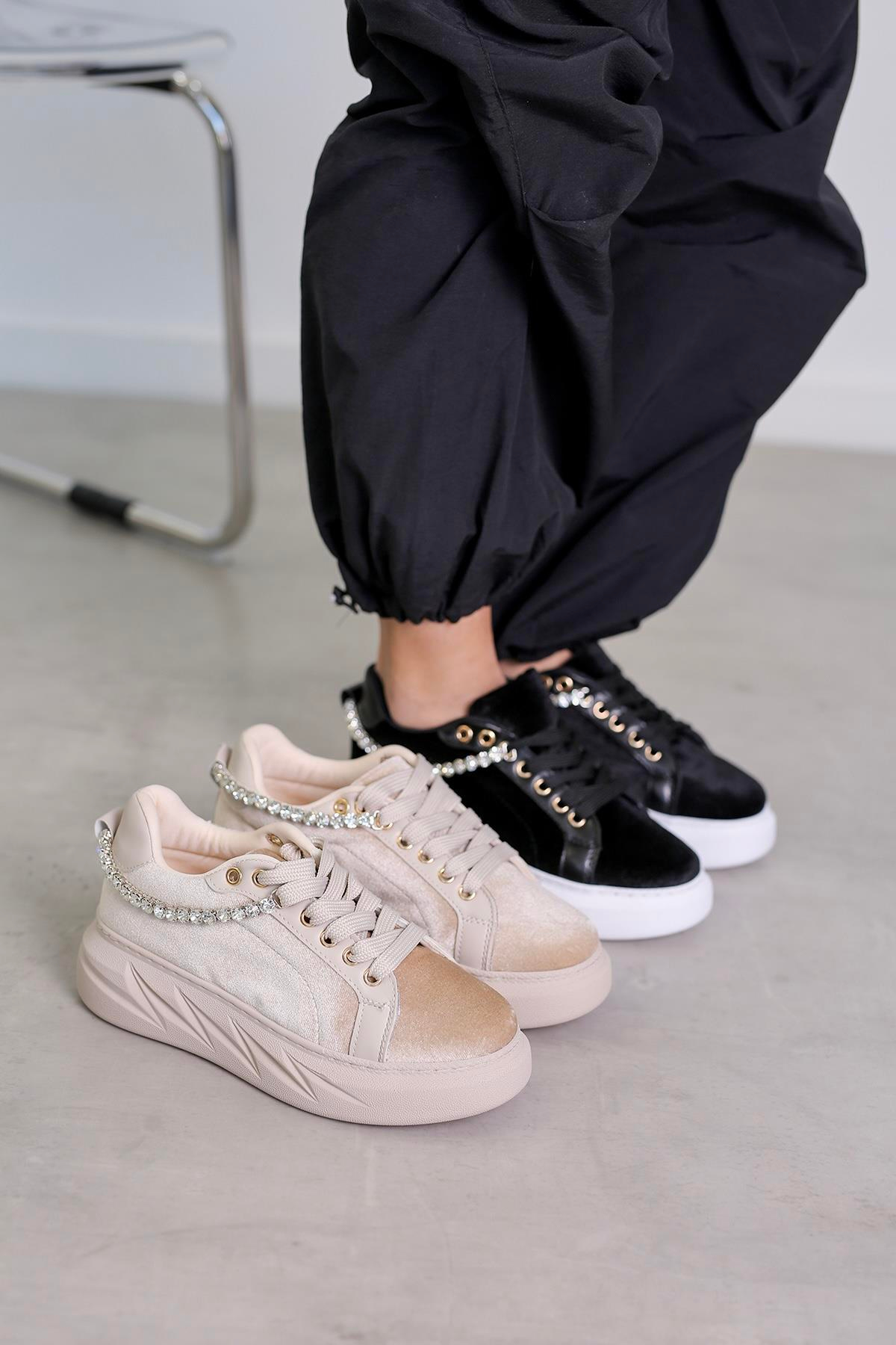 ST818 MODEL4 CM TABANLI TAŞ DETAYLI SPOR AYAKKABI SYH.KDF