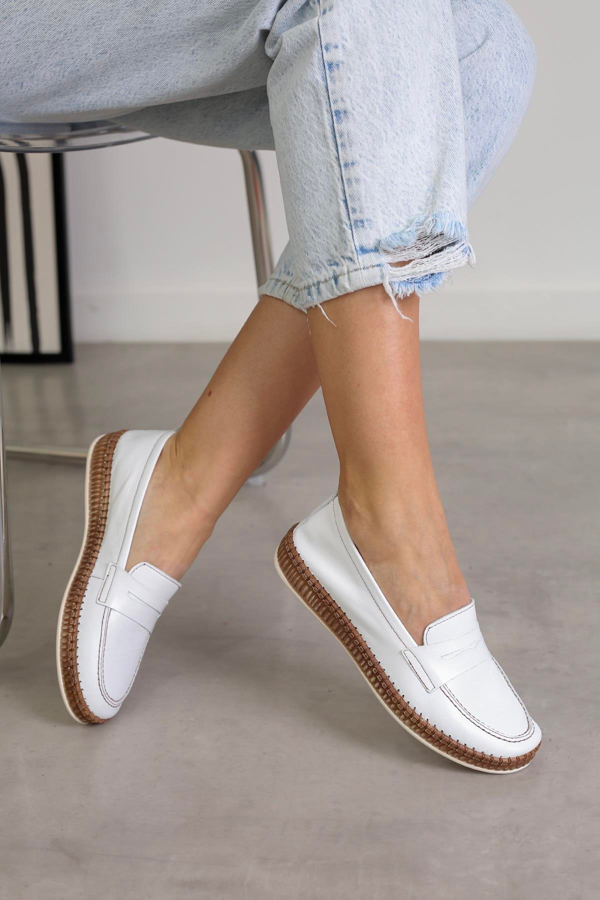 SY28  MODEL 3 CM TABANLI ORTAPEDİK TABANLI %100 ORJİNAL DERİ AYAKKABI BABET LOAFER BEYAZ
