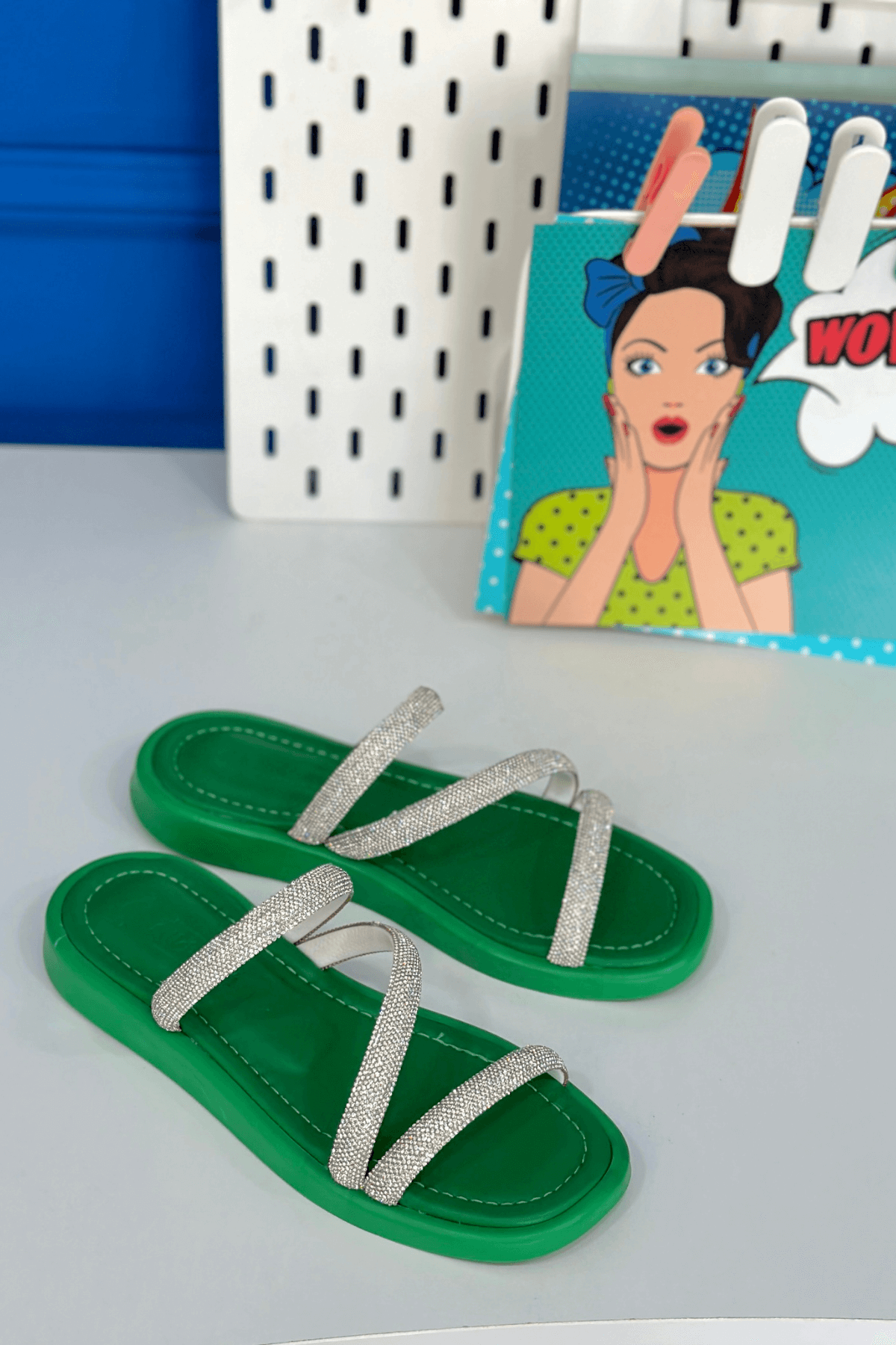 WINNY MODEL 3 CM TABANLI TAŞ DETAYLI TERLİK YESIL