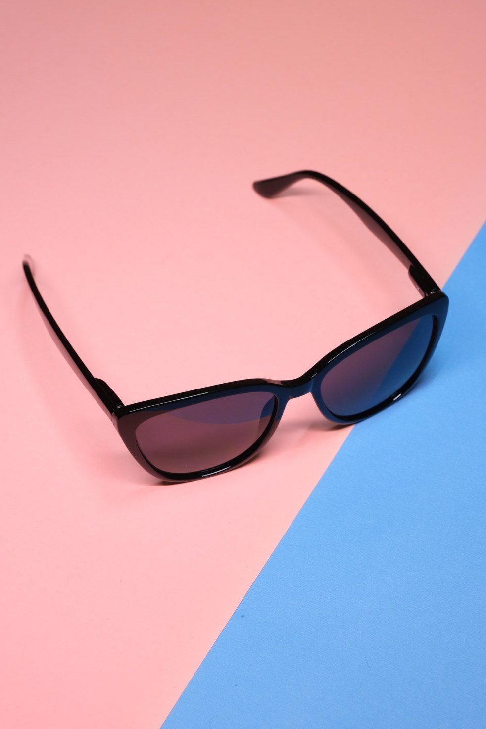 Kalın Oval Köprü Gözlük -Siyah